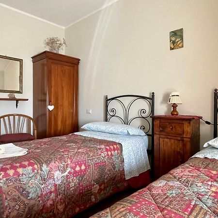 מונטמונקו Agriturismo Le Castellare מראה חיצוני תמונה
