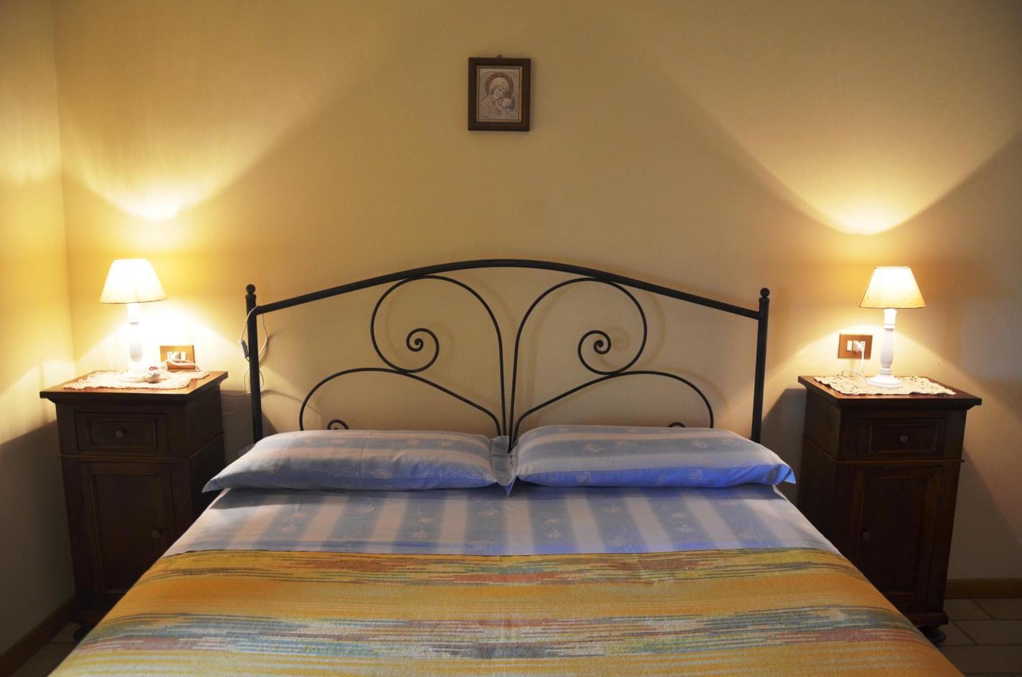 מונטמונקו Agriturismo Le Castellare חדר תמונה