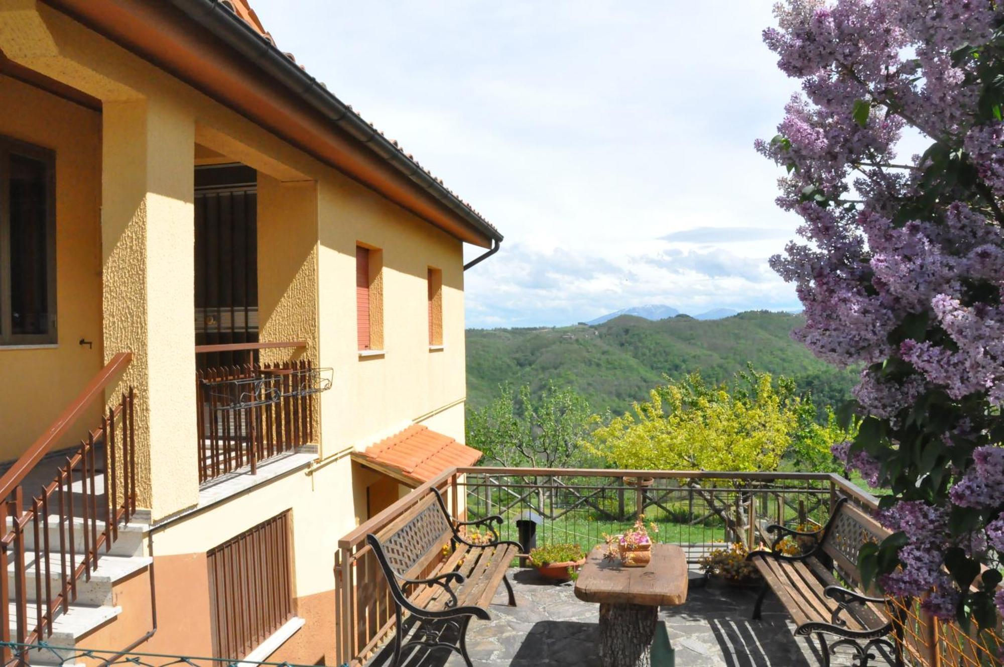 מונטמונקו Agriturismo Le Castellare מראה חיצוני תמונה